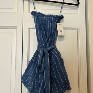 Blue billabong romper never worn!